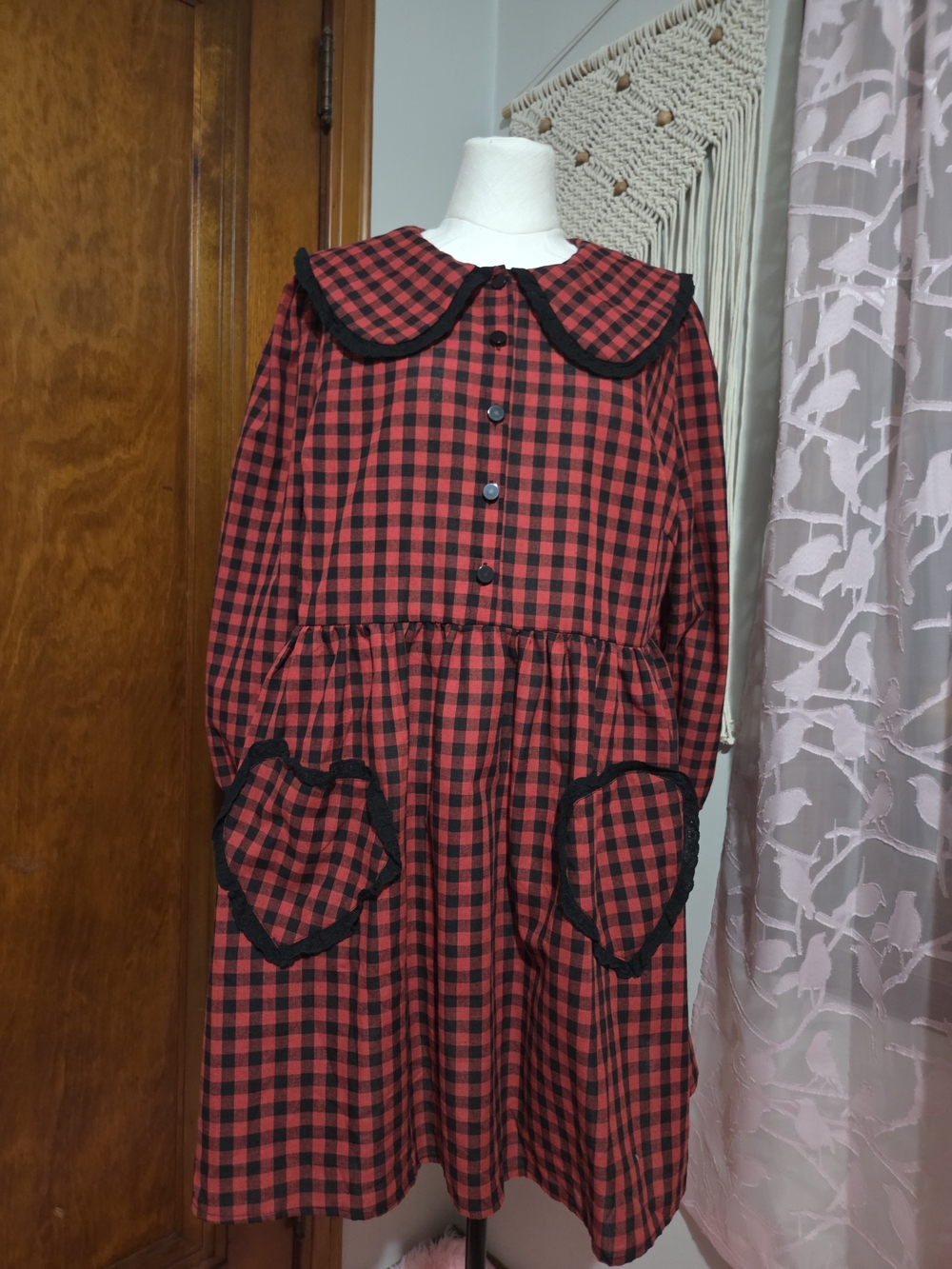 ❤️ Red and Black Buffalo Plaid Long Sleeve Dress with Heart Pockets